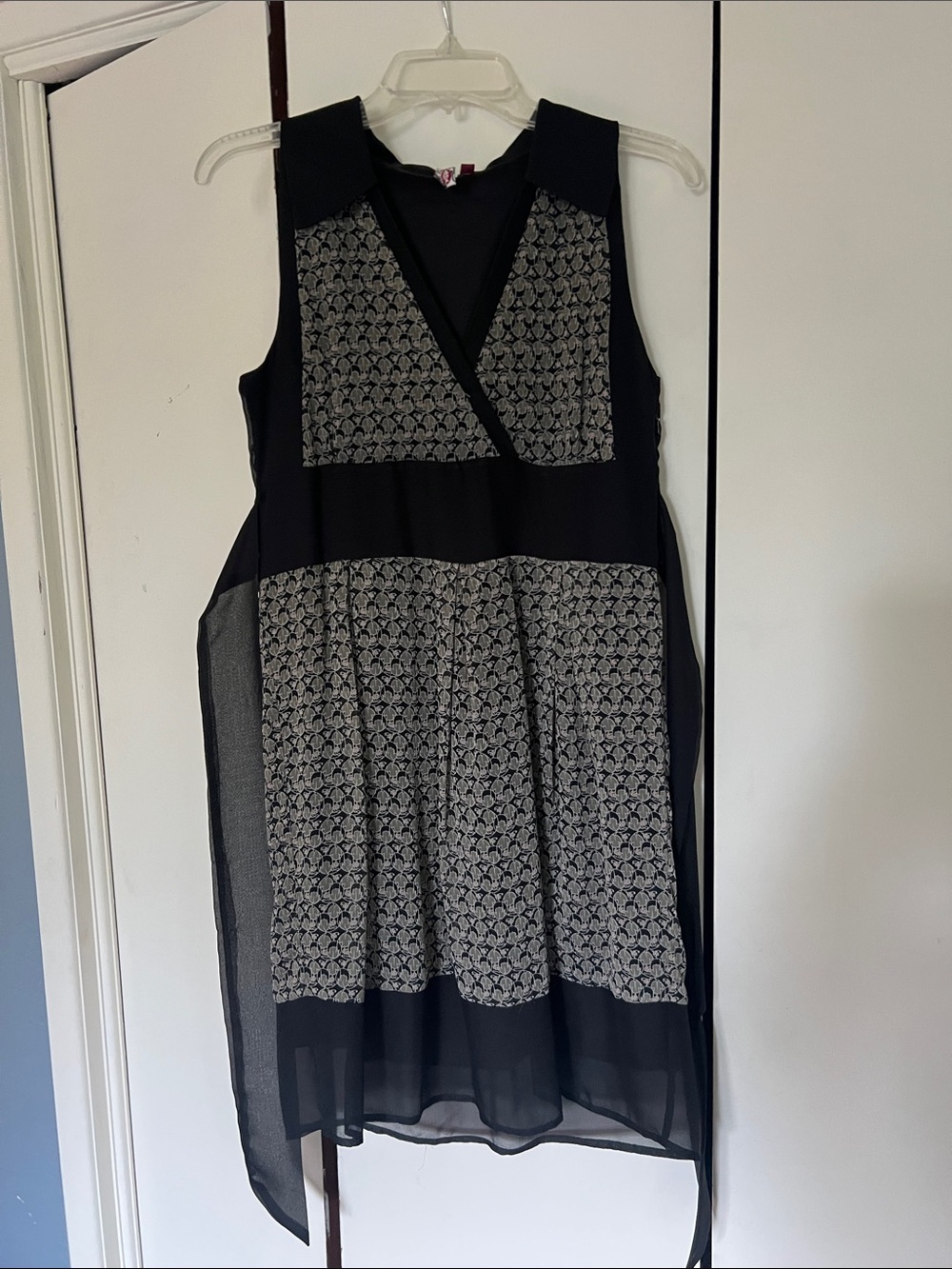 Sleeveless Black Midi Dress with Cream Geometric Panels